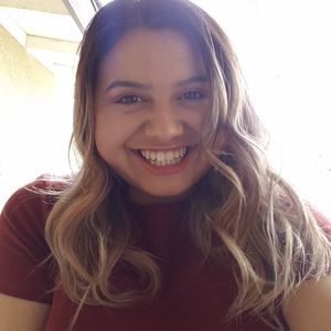 Meet your Posher, Mireya